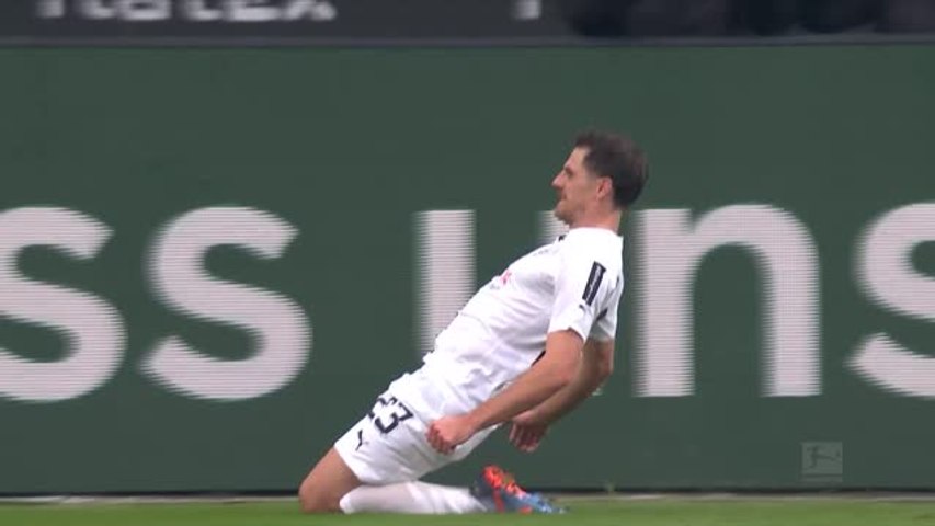 Battu par le Borussia Mönchengladbach, le Bayern Munich voit le Borussia Dortmund recoller (vidéo)
