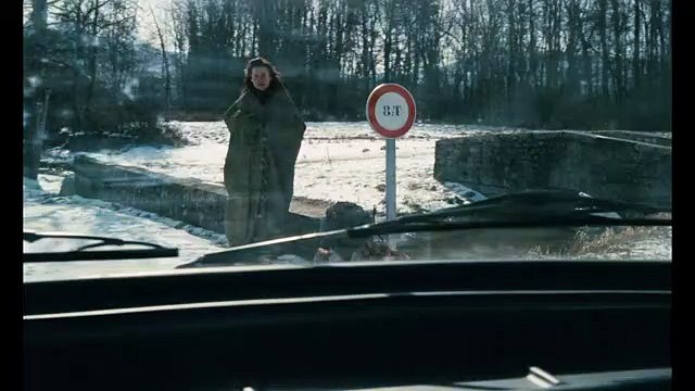 Без крыши, вне закона | movie | 1985 | Official Trailer