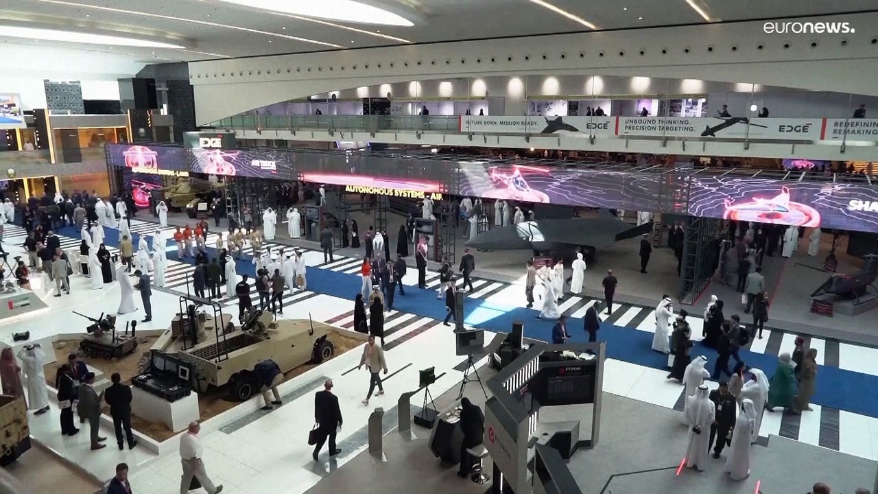 شاهد: افتتاح فعاليات معرض الدفاع الدولي 2023 في...