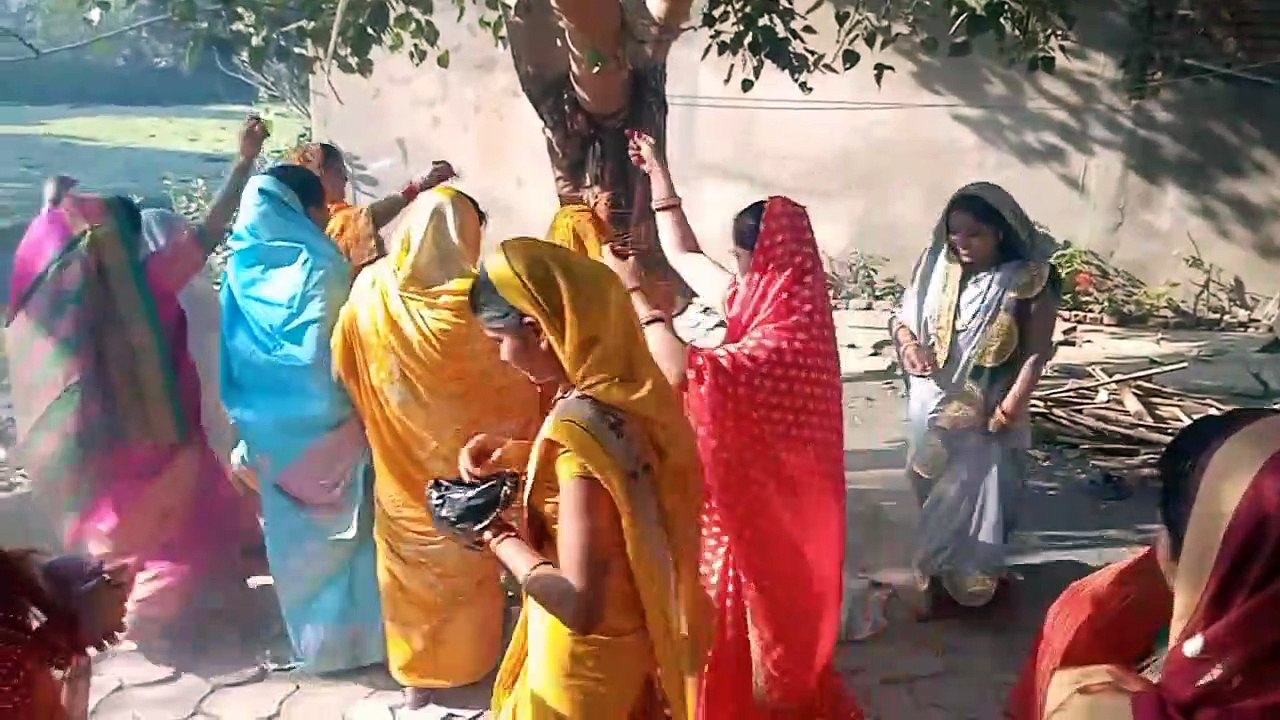 Video Story -सोमवती अमावस्या : पति की दीर्घायु...