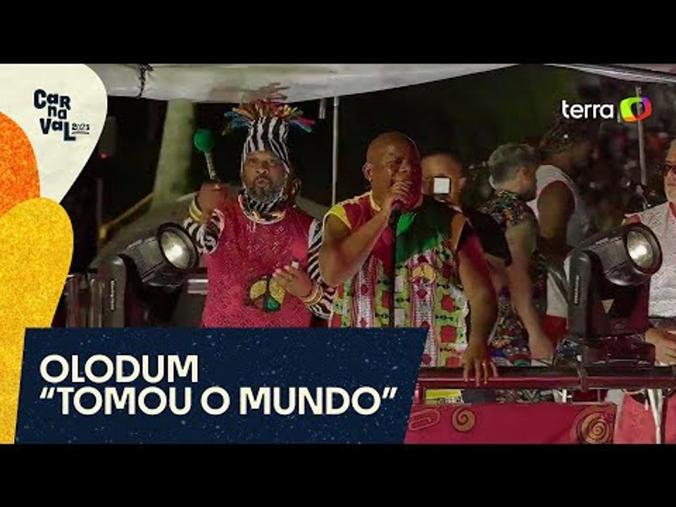 Olodum coloca foliões para dançar com hit 'Várias Queixas'