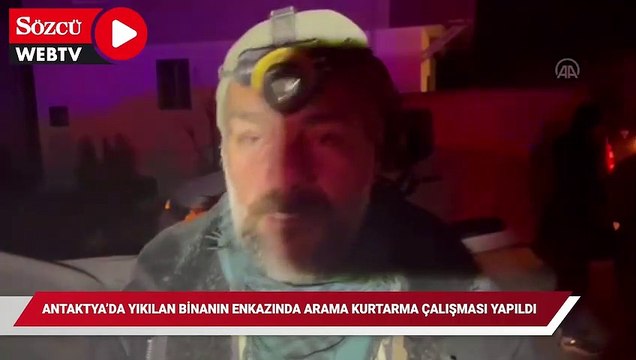 Antakya'da Küçükdalan Mahallesi'nde yıkılan bir binanın enkazında arama kurtarma çalışması yapıldı