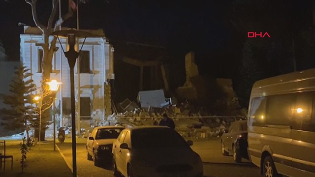 Hatay'da valilik binası kullanılmaz hale geldi