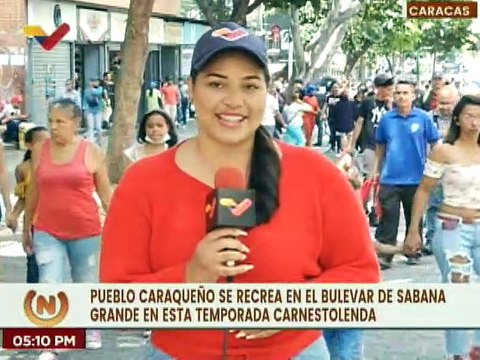 Caraqueños disfrutan y se recrean en el bulevar de Sabana Grande en esta temporada carnestolenda