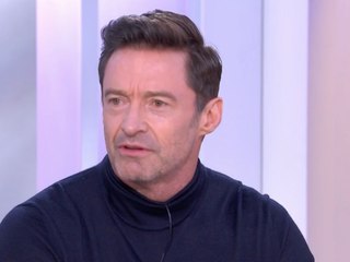 Moment de solitude pour Anne-Elisabeth Lemoine qui n'arrive pas à prononcer le prénom de son invité, Hugh Jackman !