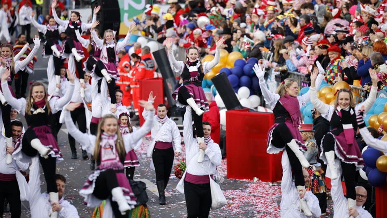Öffnungszeiten am Karneval: SO lange haben Geschäfte offen