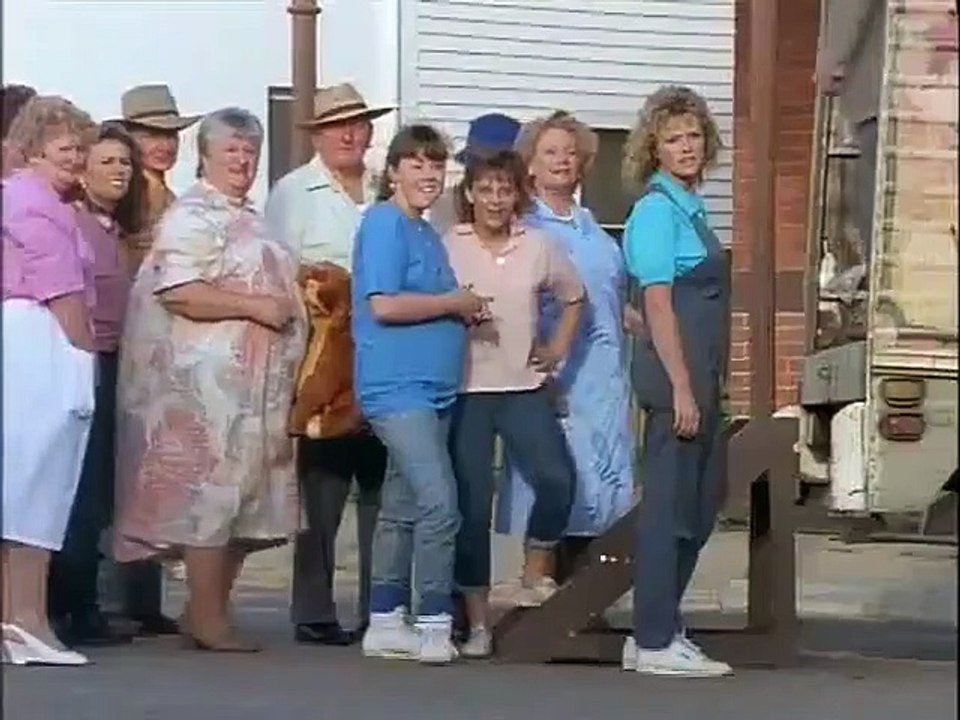 The Flying Doctors - Se3 - Ep05 HD Watch