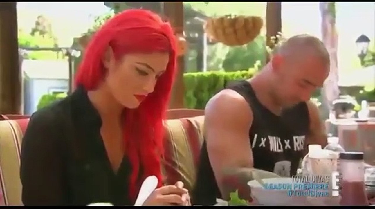 Total Divas - Se3 - Ep01 - Eggs Over Freezing HD Watch