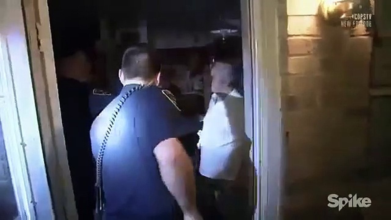 Cops - Se29 - Ep02 HD Watch