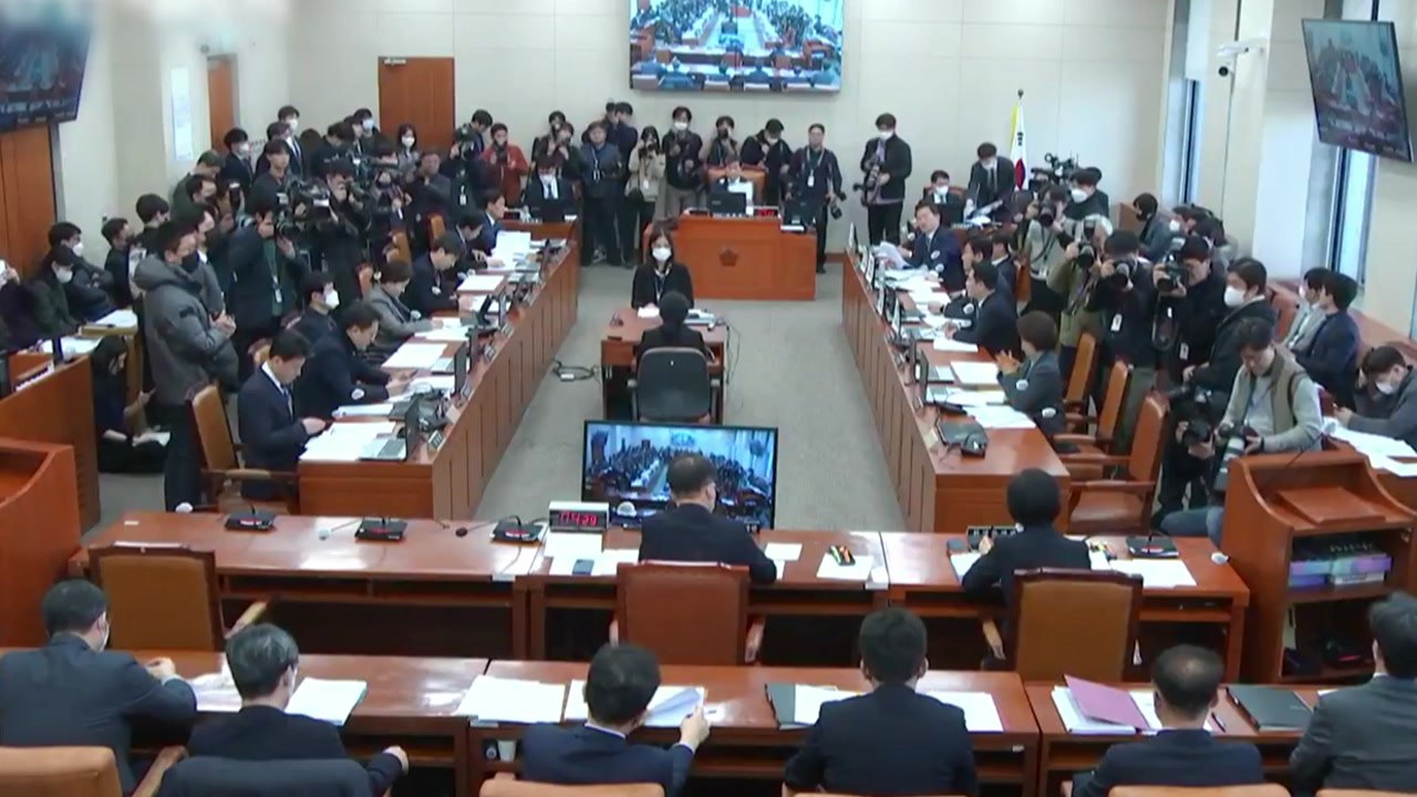 [뉴스앤이슈] 노란봉투법 野 단독으로 환노위 통과...정부는 연일 노조 압박 / YTN