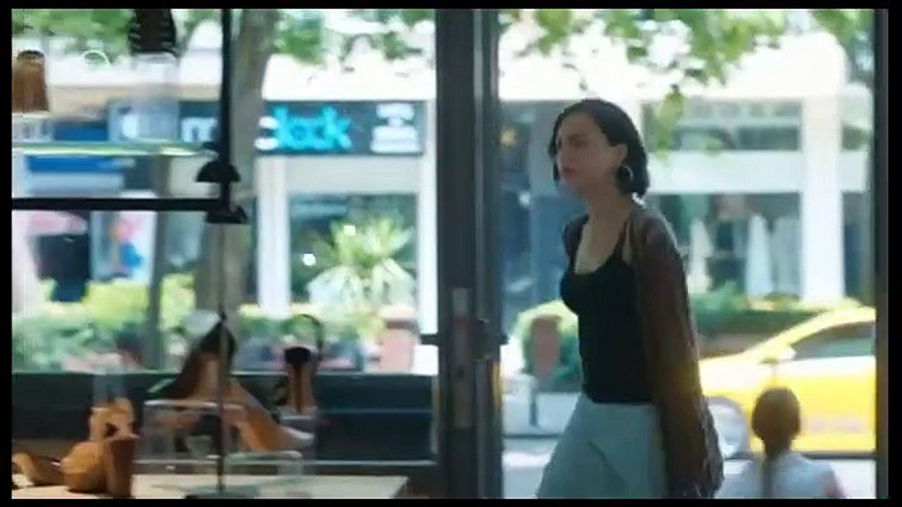 Izdaja   8  epizoda