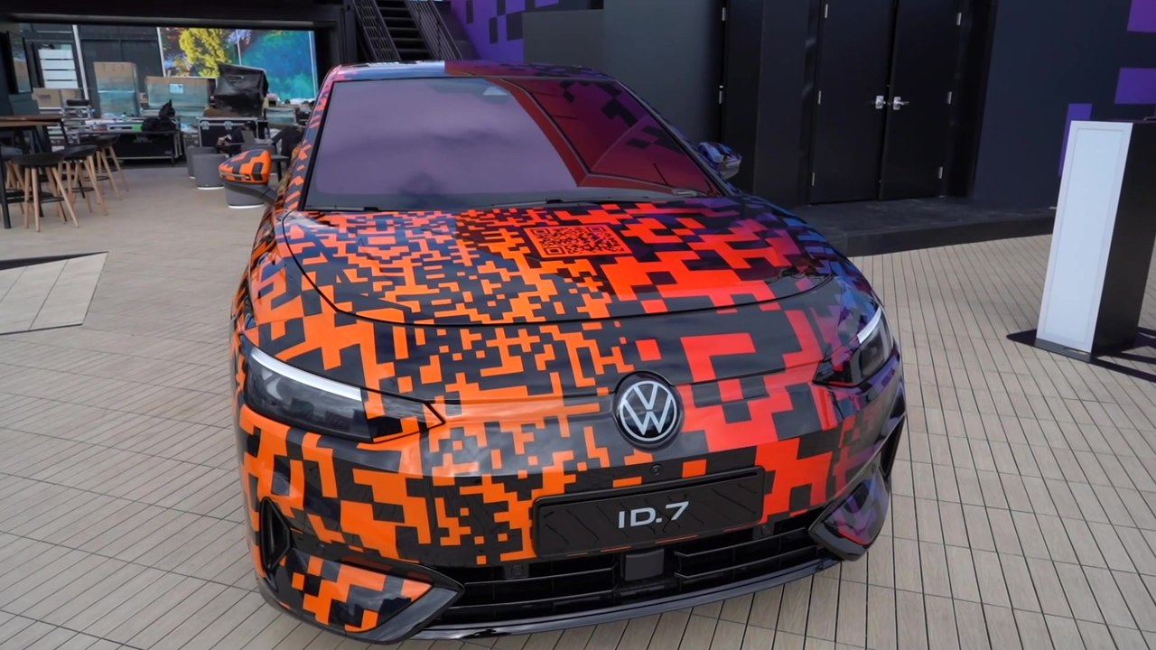 Volkswagen ID.7 Unveiled at CES Las Vegas 2023 Walk Arounds