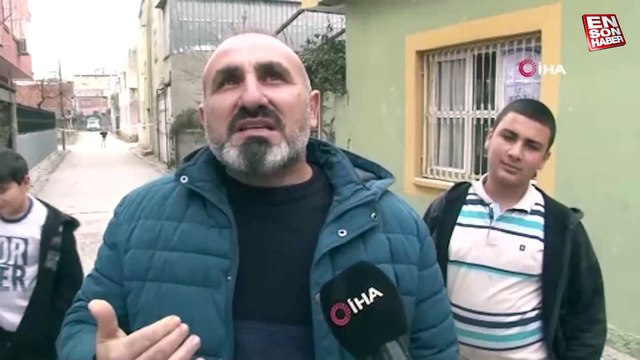 Adana'da kontrollü yıkılan minare 3 katlı evin üzerine düştü