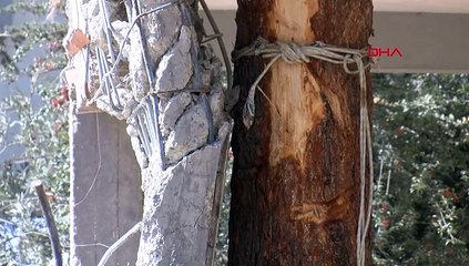 Çökmek üzere olan binaya kütükle 'çözüm'