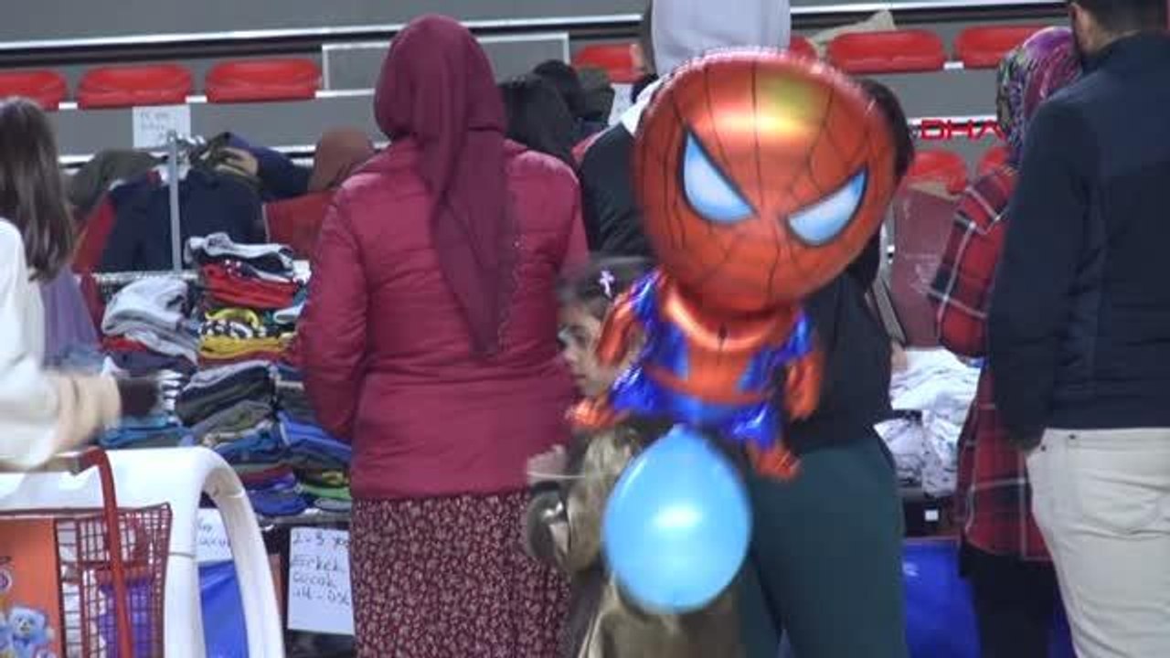 SPOR SALONU DEPREMZEDELER İÇİN MAĞAZA OLDU