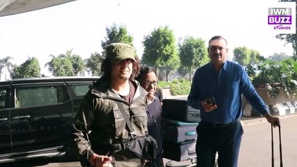 Sonu Nigam says ‘all okay’ as he leaves Mumbai post concert fight