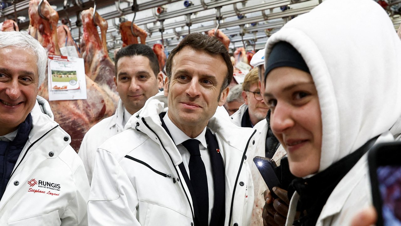 Carburant : Macron souhaite « faire un petit geste sur le diesel »