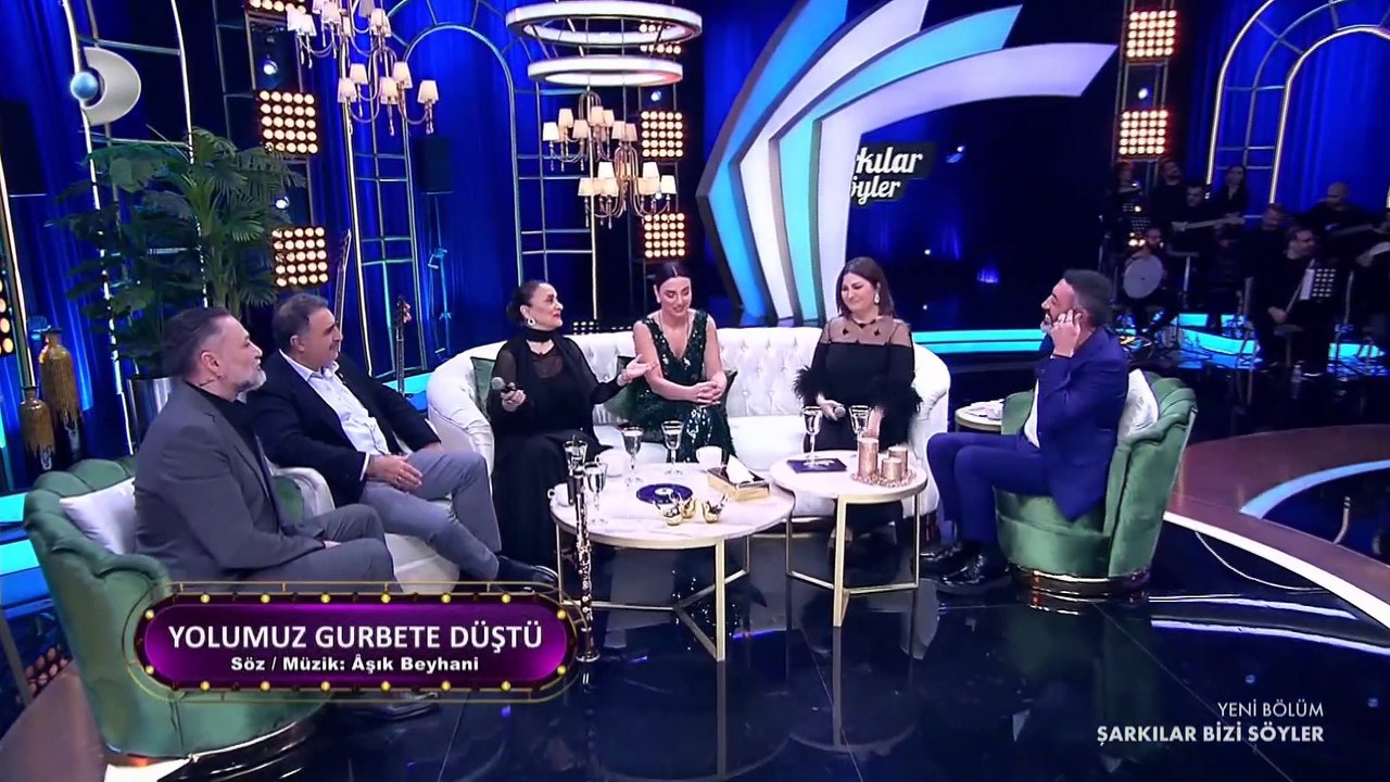 Belkıs Akkale & Sibel Can _ Hazin Hazin Ağlar Gönül