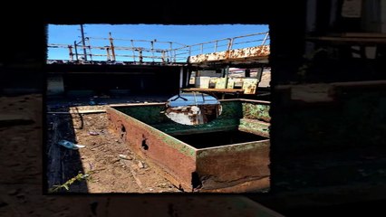 Barco encallado en las costas de Capurro - Montevideo, Uruguay (2022)