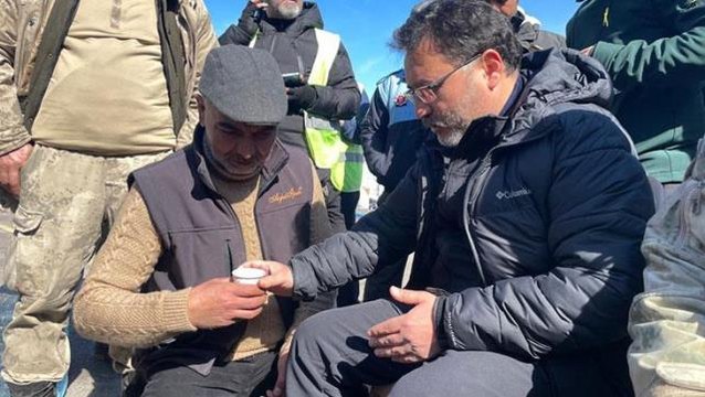 Elbistan Koordinasyon Valisi Gökmen Çiçek: Elbistan'da başlatılan enkaz kaldırma çalışmaları sürüyor