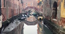 Venise connaît une marée basse record à cause de la sécheresse qui sévit en Europe