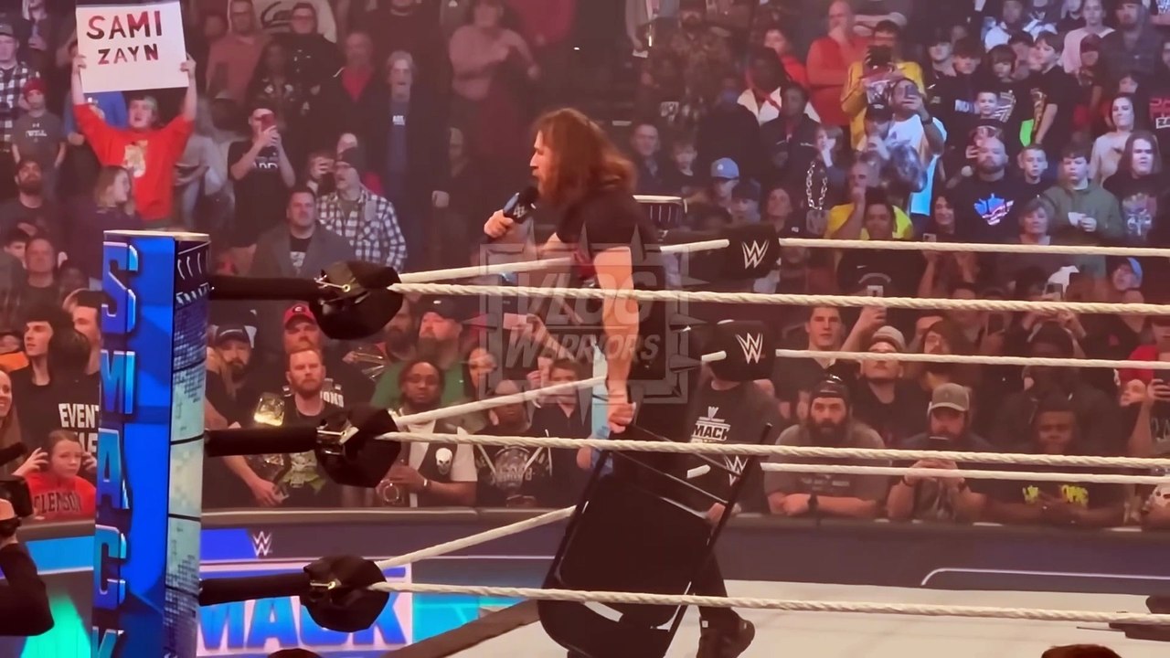 Sami Zayn attacks Roman Reigns and challenges him for the WWE Undisputed Title - Smackdown 2/3/23