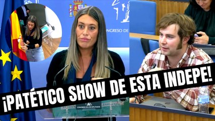 El patético show de una indepe con la bandera mientras chupa del bote de todos los españoles