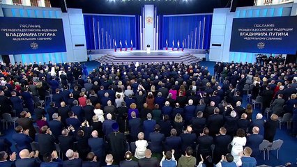 Rússia suspende participação no tratado nuclear New Start