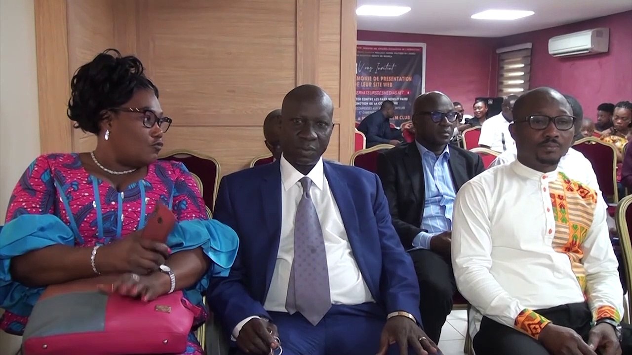 Présentation du site web de "Observateurs des médias" à Abidjan