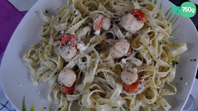 Salade de noix de Saint-Jacques et tagliatelles aux herbes