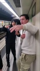 Robo mediante la técnica 'Ronaldinho' en el metro de Barcelona