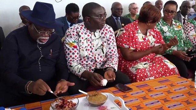 Philippe Légré, ministre-gouverneur du Bas-sassandra ouvre les festivités 5è édition du festival Saint-Pierre de San-Pedro