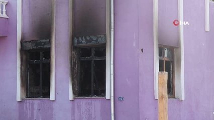 Sobayı benzinle tutuşturunca evi yaktılar: 2 yaralı
