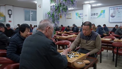 Tráiler de 'AlphaGo', el documental de Netflix que explica lo que supuso la victoria de la IA de Google al campeón de Go