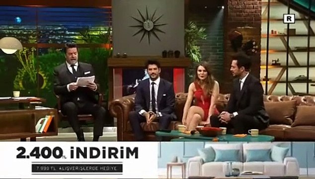 Kız Meslek Lisesi Önünde Hiç Beklediler mi - Burak Özçivit - Murat Boz -