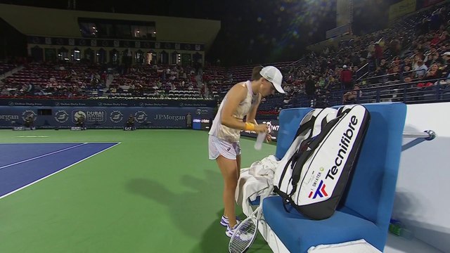 Swiatek v Fernandez | WTA Dubai | Match Highlights