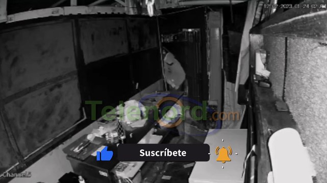 Captan a través de cámaras de seguridad a un exempleado robando a restaurante en SFM