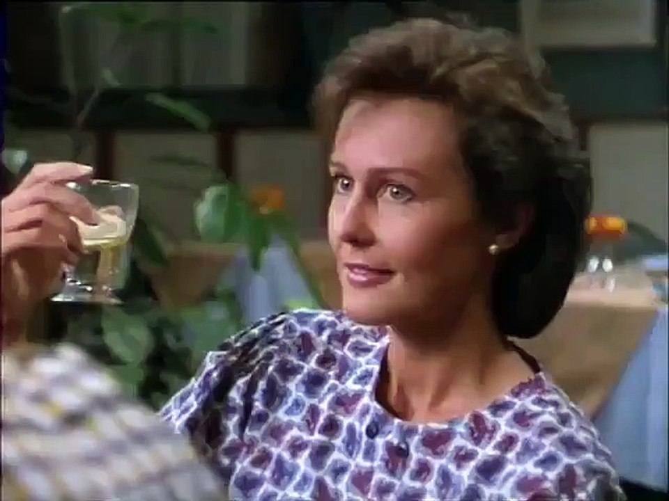 The Flying Doctors - Se3 - Ep26 HD Watch