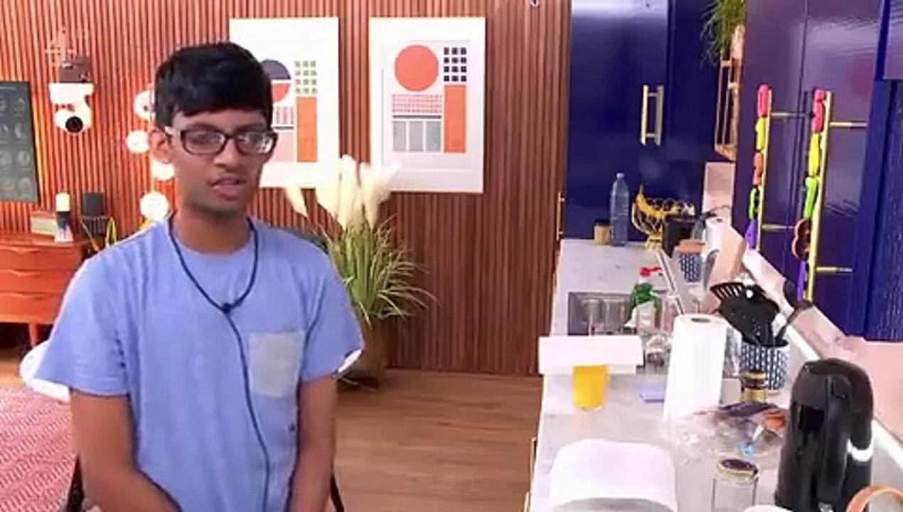 The Circle (UK) - Se3 - Ep08 HD Watch