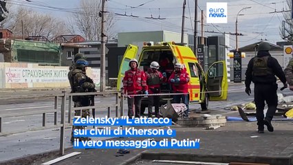 Meloni-Zelensky: "Per la pace dobbiamo combattere". Bombardamenti su Kherson, allarme aereo a Sumy