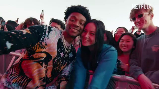 The Cast of Outer Banks Goes Crazy at Poguelandia Official Recap Outer Banks Season 3