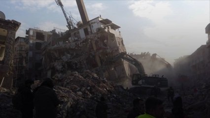 La Turquie est touchée par une série de répliques après les tremblements de terres massifs