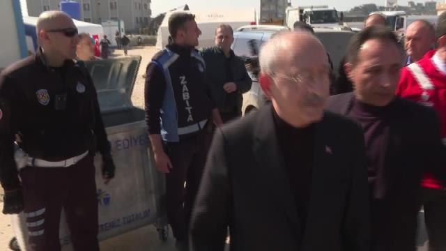 Kemal Kılıçdaroğlu: Travma Yaşayan Vatandaşları Bir Şekliyle Yaralarının Sarılması ve Onlara Güzel Bir Gelecek, Umut Vaat Eden Bir Ortamın...