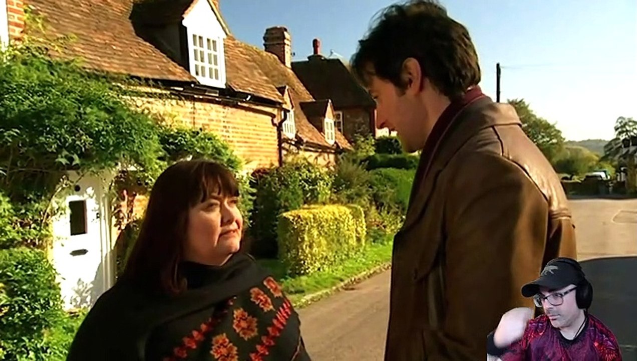 VICHANDSOMEREACTIONdm