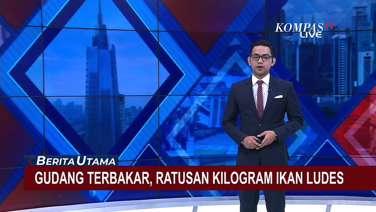 Api Hanguskan Gudang Ikan Teri di Medan, Mesin Perahu dan Baling-Baling Kapal Ikut Ludes Terbakar