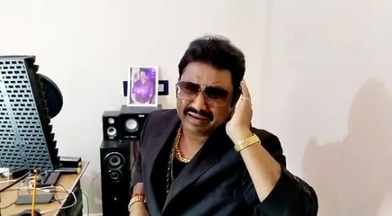 সোশাল মিডিয়ায় ভাইরাল এ এক অন্য  কুমার শানু! | Oneindia Bengali