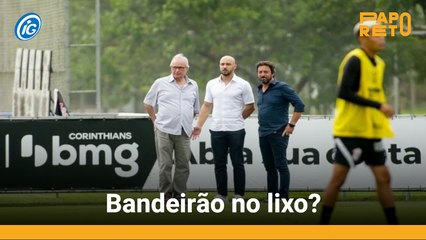 Bandeirão do Corinthians encontrado no lixão