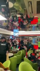 Grancanarios acuden en masa al Carnaval de  Santa Cruz de Tenerife