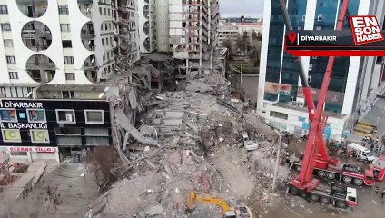 Diyarbakır’da yıkımın nedeni kolon kesme, zemin suyu ve çıkma balkon