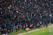Kocaelispor - Sakaryaspor maçında tribünde gerginlik (Ek görüntü)